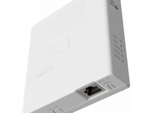 Умен инжектор на напрежение MikroTik GPEN21, Суич функционалности, SNMP, VLAN, Traffic shaping