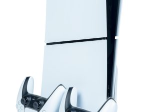 Зарядно и поставка Nacon за Playstation 5 Slim